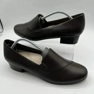 Trotters Moment Womens Leather Slip On Loafers 10.5 N Brown Supportive Shoe